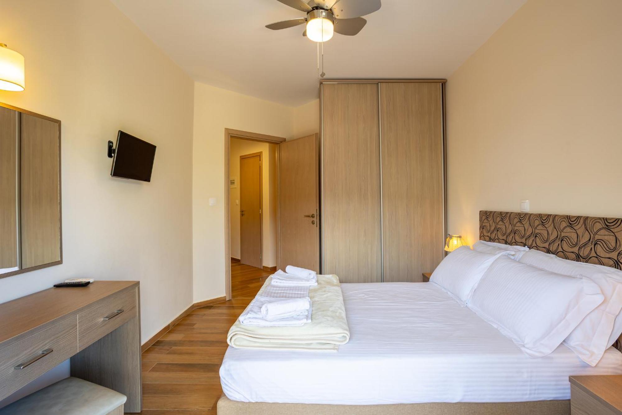Avia Blue Maisonettes - Messinia Gulf Retreat Exterior foto